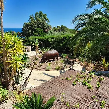 Villa 4 Etoiles , Lou Mistralou , A 400 Metres, Ete Du Dimanche Au Dimanche