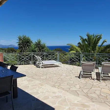 4 Etoiles , Lou Mistralou , A 400 Metres, Ete Du Dimanche Au Dimanche Villa Saint-Peïre-sur-Mer